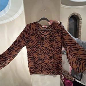 Buddy love tiger print